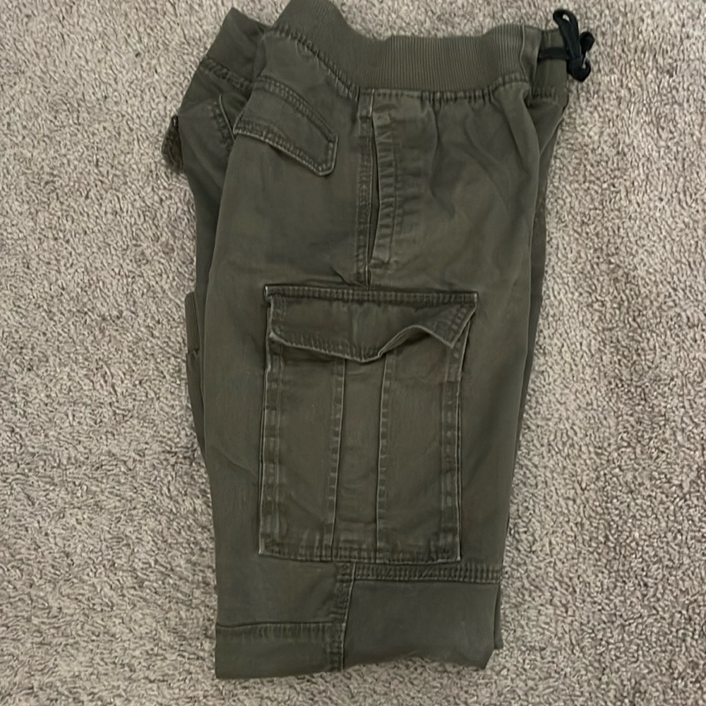 Boys cargoes